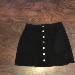 Black mini skirt size small